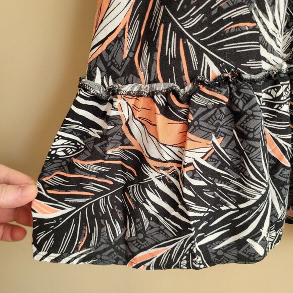 Torrid Womens Skirt Plus Size 2x Black Leaves Mini Challis Smocked Waist Pockets - Picture 3 of 12